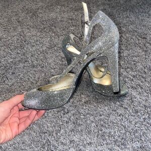 Women’s size 11 silver shimmery heels